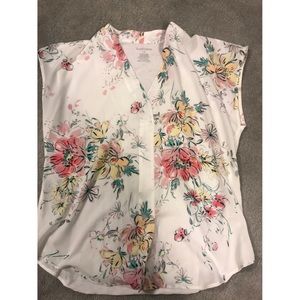 VAN HEUSEN blouse 👚💕